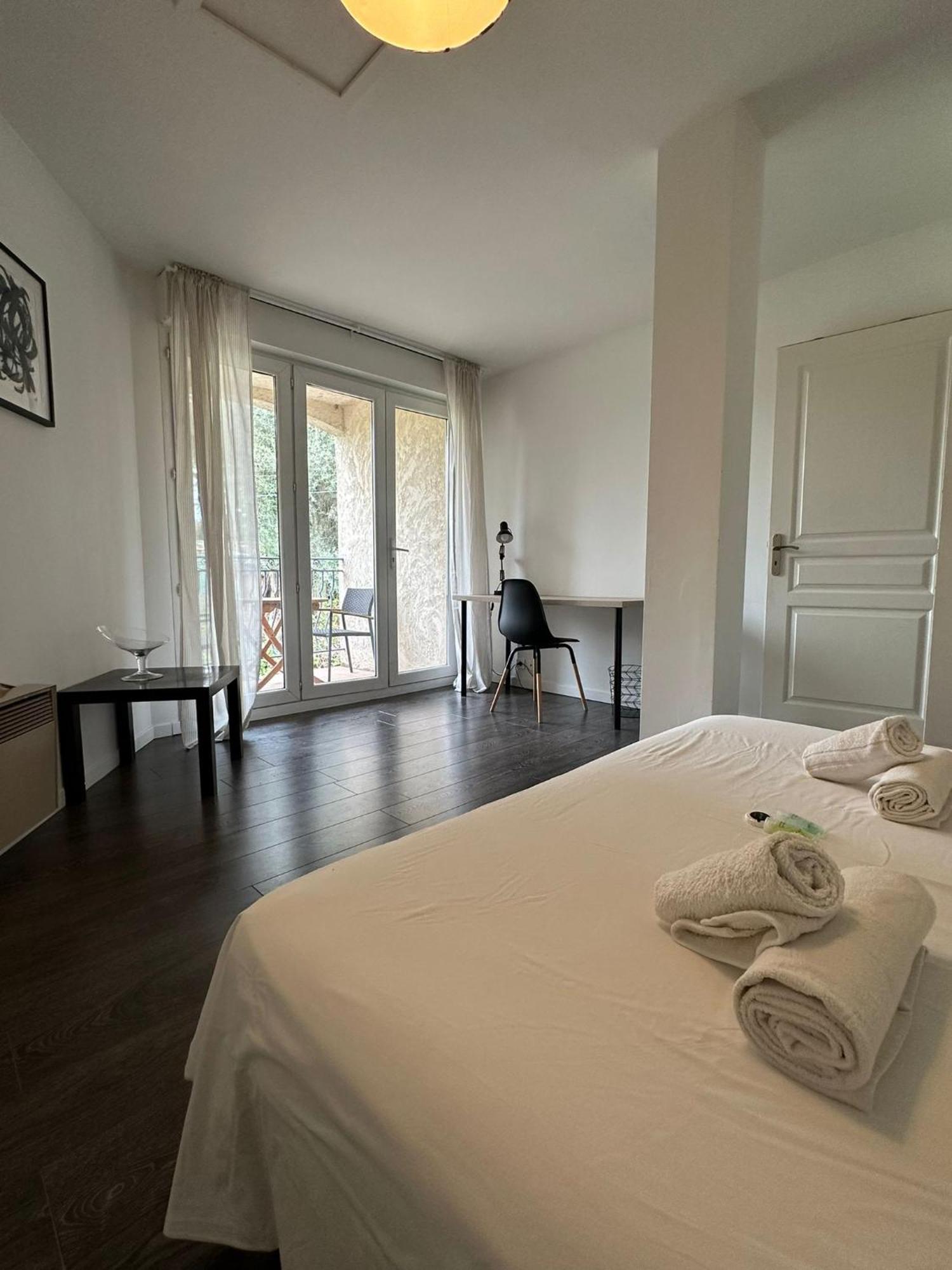 Villa Constance 3 Antibes - Spacieux Logement En Dernier Etage Exterior foto