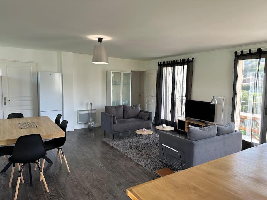 Villa Constance 3 Antibes - Spacieux Logement En Dernier Etage Exterior foto
